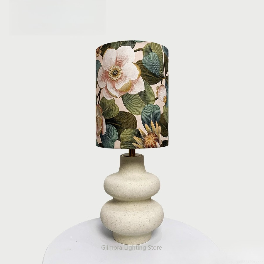 Liberty Fabric Table Lamp: Imp - Century Textile & Sewing Supply Saskatoon Sk reseña y precio