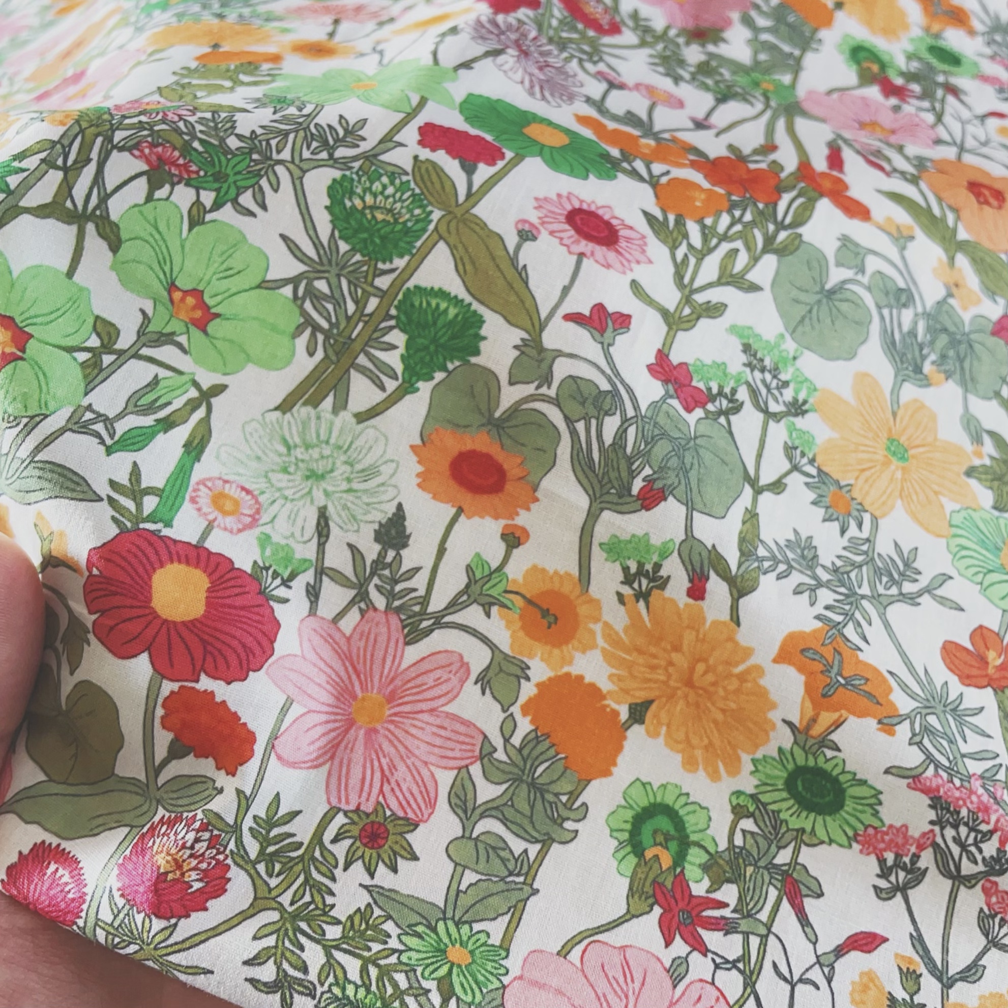 Vintage Floral Printed Cotton  - Vintage Sewing Textile reseña y precio